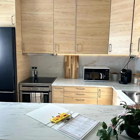 Breathtaking Scenery And Cozy Comfort In Appartamento Bergen